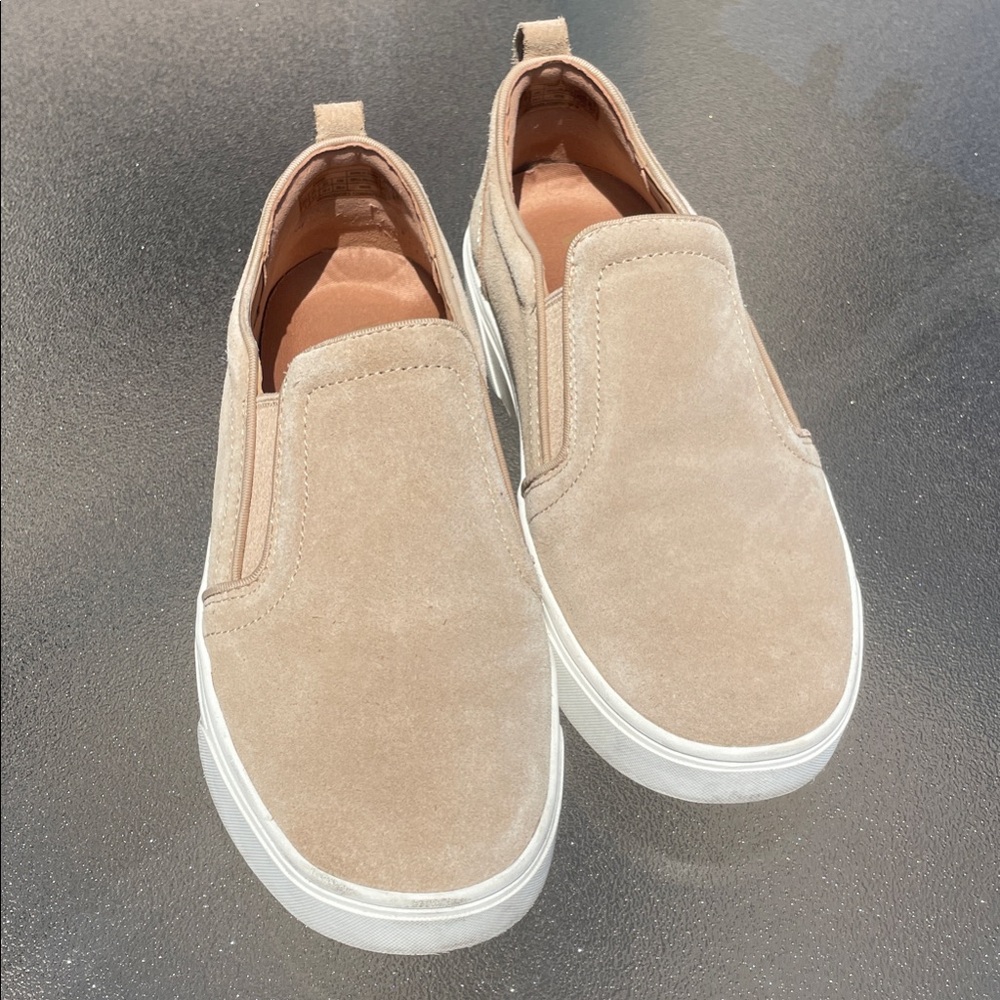 Women’s Vionic Tan Slip-On Suede Shoes